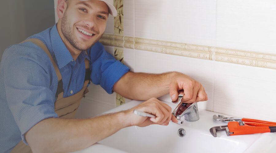 Local sewer line repair in Luebbering, MO